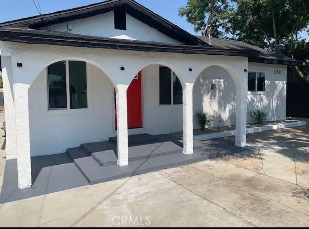 2 bed, 900 sqft, $2,800 — Photo 4