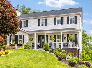 165 Bayberry Ln, Cranberry Township, PA 16066