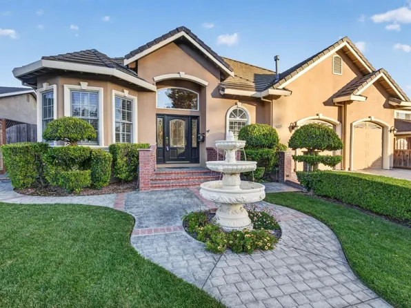 486 Hyde Park Dr, San Jose, CA 95136