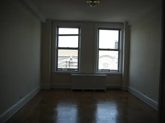 Rented by City Connections Realty | media 12