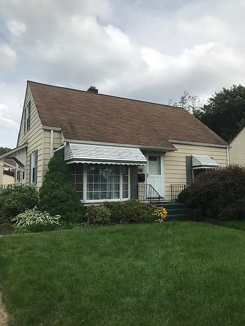 602 Bonnie Brae Ave NE photo 1