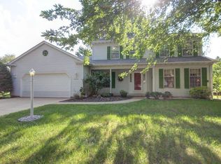 2420 N Nottingham Ct, Champaign, IL 61821