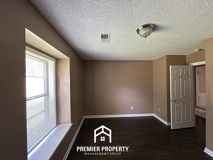 8141 Misty Meadows Ln — Photo 15