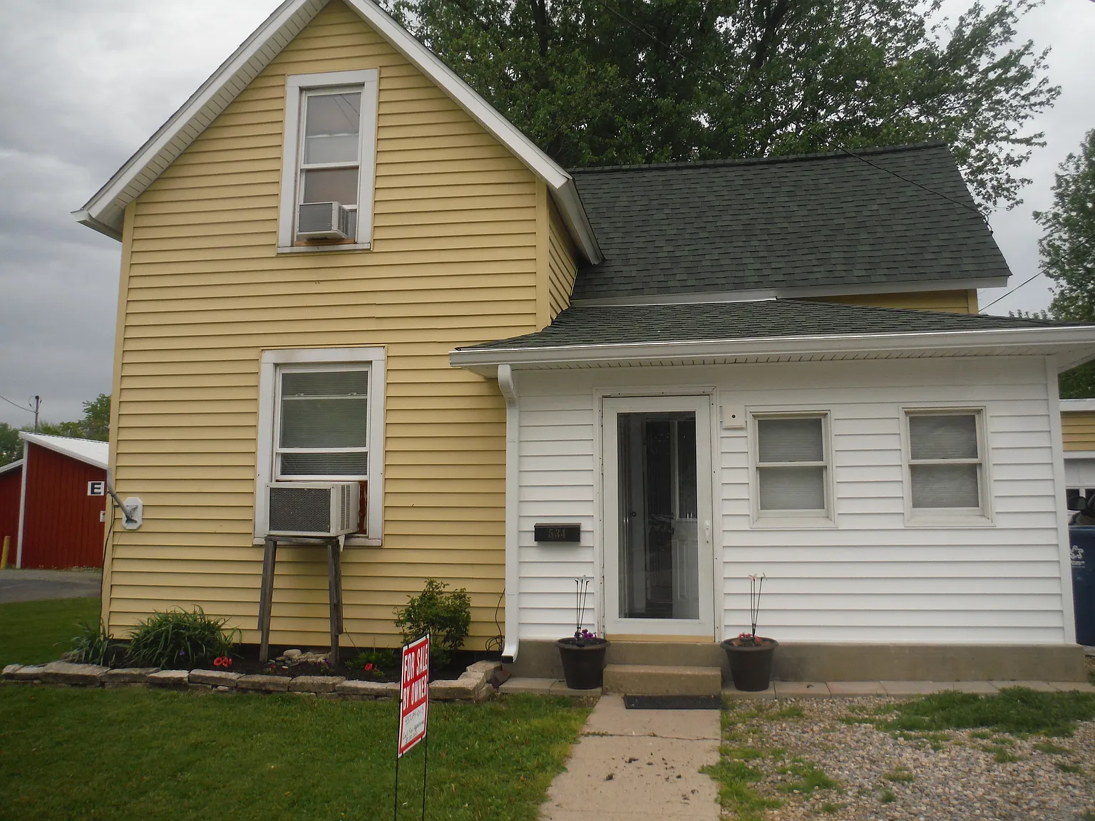 534 N Main St photo 1