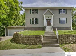 12319 N 40th St, Omaha, NE 68112