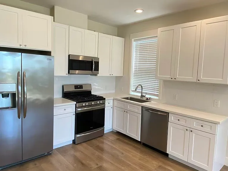 2764 Franz Kafka Ave — Photo 11
