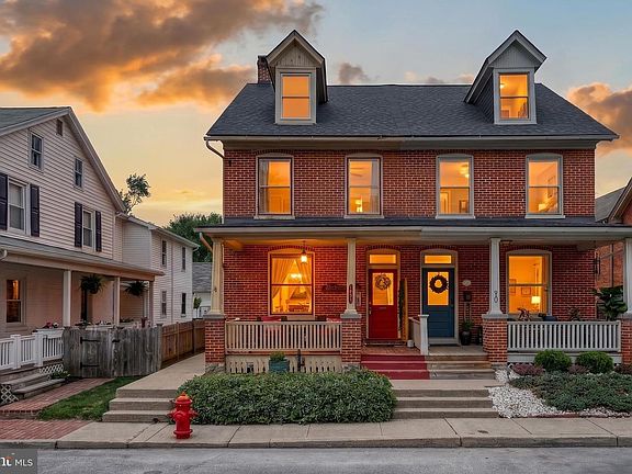 2nd image of 22 Miller St
