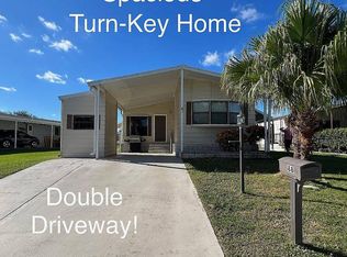 88 Lagos Del Norte, Fort Pierce, FL 34951
