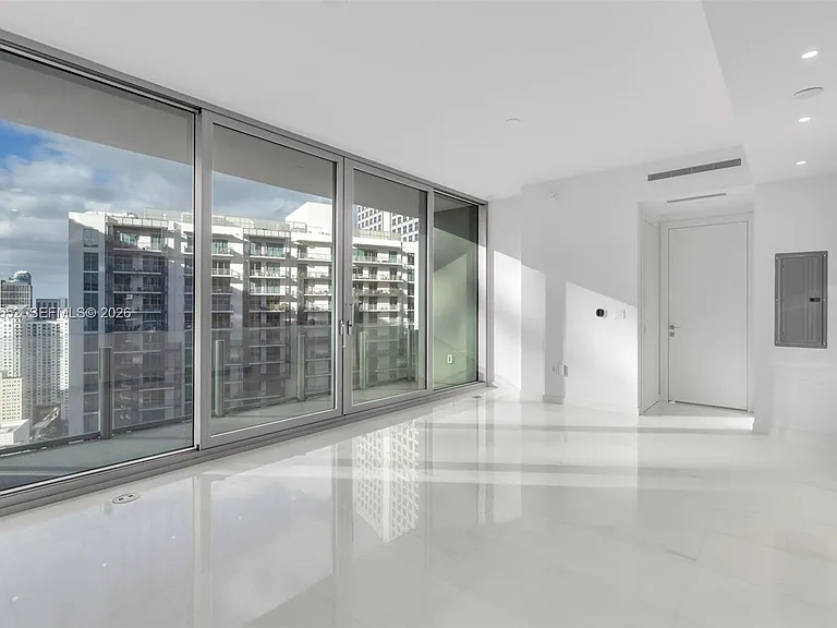 300 Biscayne Boulevard Way #4008 — Photo 1