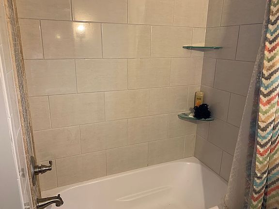 New title shower/tub 