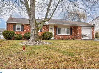 408 Laurelwood Dr, Douglassville, PA 19518