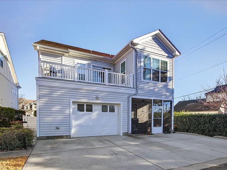 8141 Highland St — Photo 33