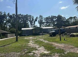 1704 Cypress St NE, Steinhatchee, FL 32359