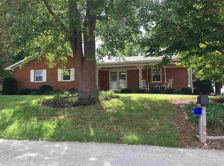 17218 Owensville Rd, Evansville, IN 47720