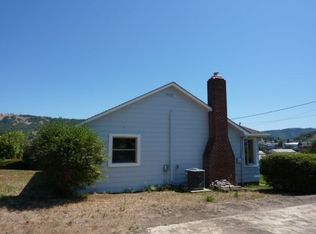 222 NW Cecil Ave, Roseburg, OR 97470