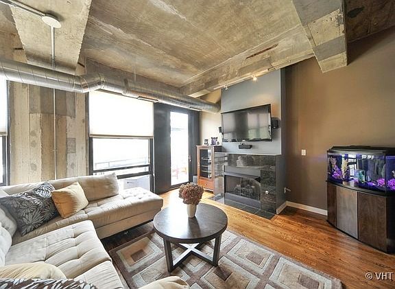 2nd image of 1110 W 15th St Unit 319