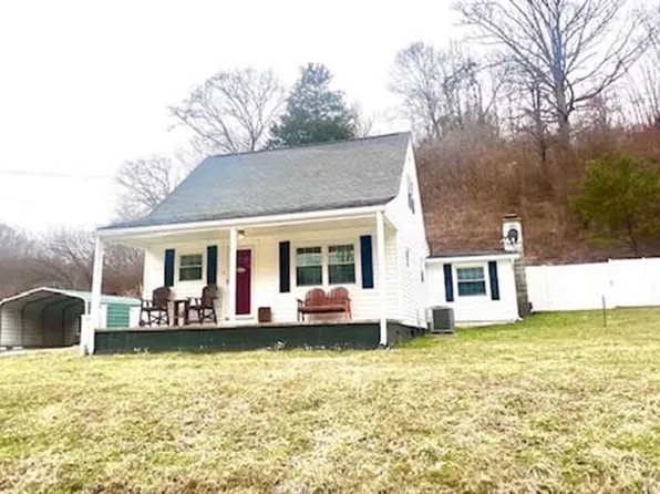 2645 Lower Creek Rd, Milton, WV 25541