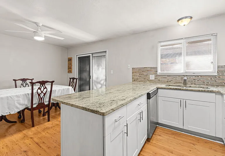 11363 W 18th Ave — Photo 9