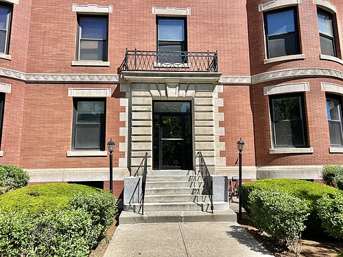 1060 Beacon St #6 Photo 1