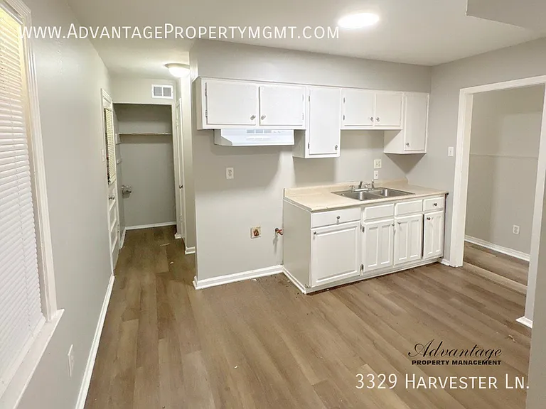 3329 Harvester Ln — Photo 6