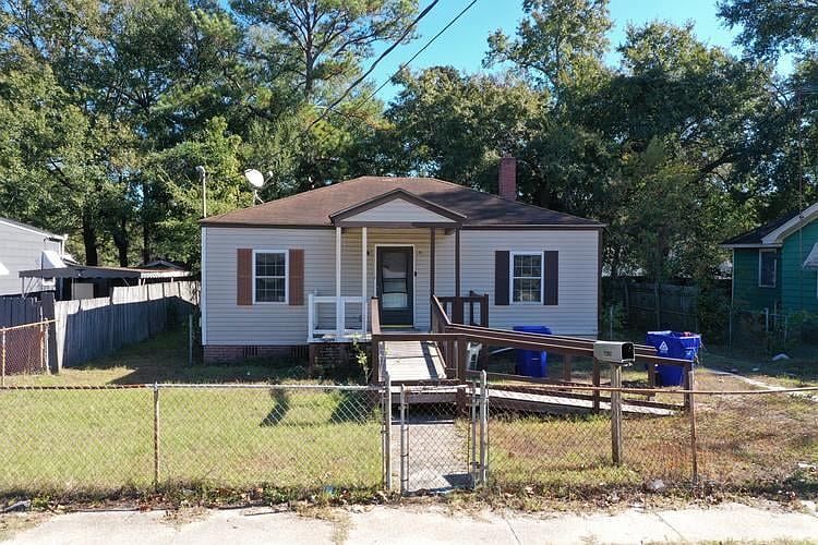 1st image of 2615 Madden Dr