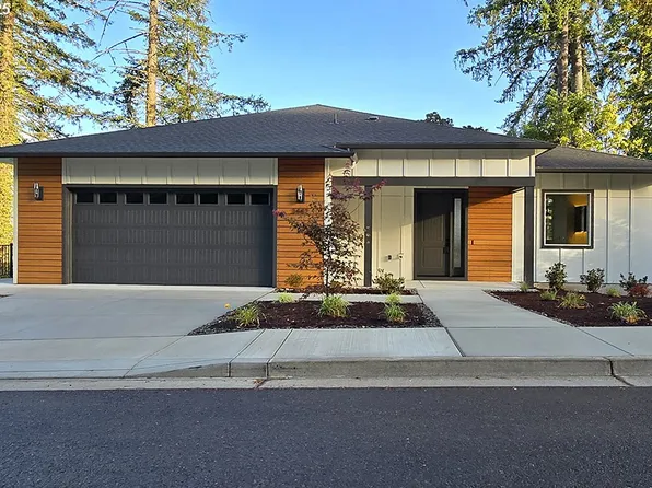 3442 River Heights Dr, Springfield, OR 97477