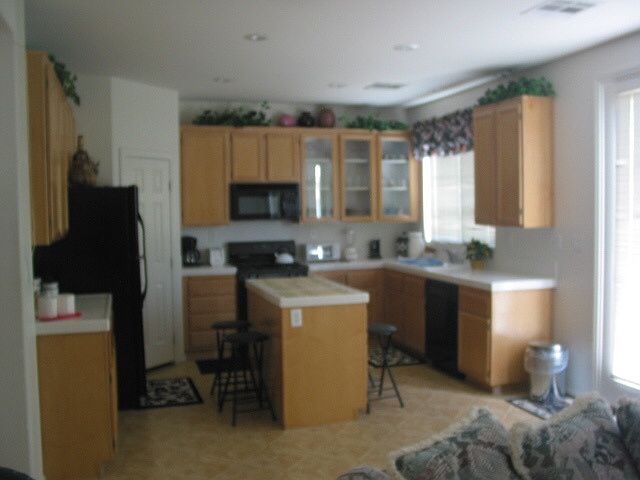 1st image of 680 Fontayne Ave