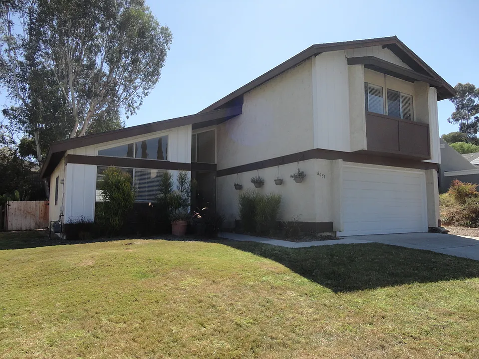 8081 Hillandale Dr