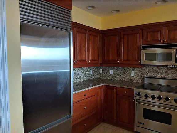 3rd image of 750 N Tamiami Trl Unit 423