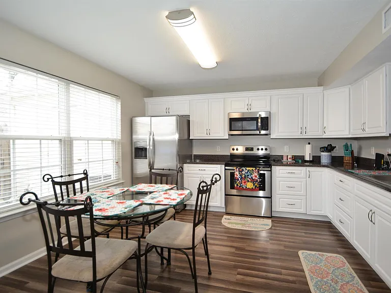 344 Arapaho Dr — Photo 6