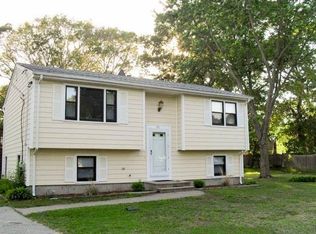 80 Elite Dr, Warwick, RI 02889