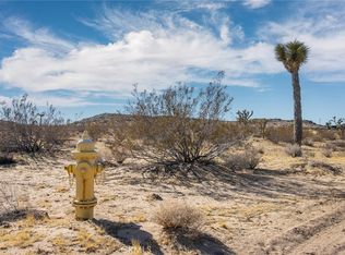 4 Burke Rd, Landers, CA 92285