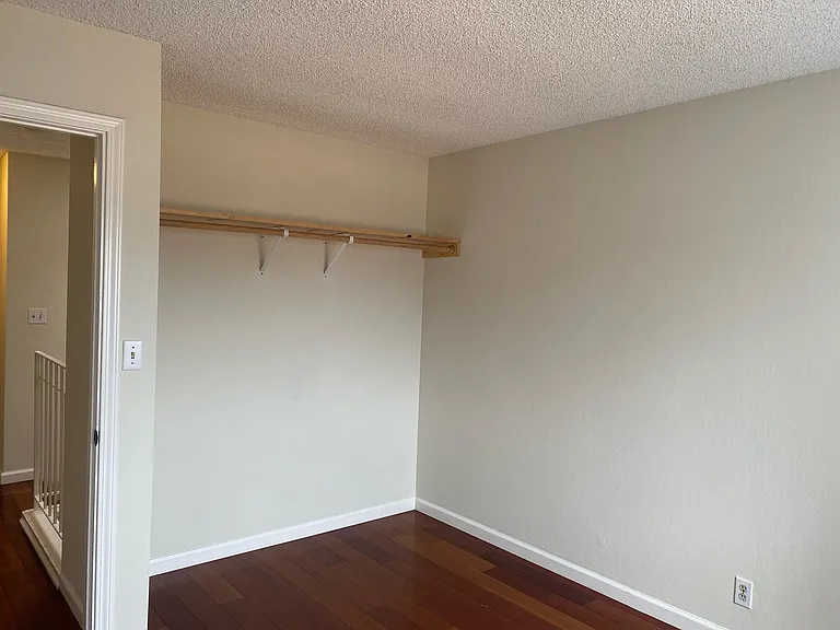 3423 Catalina Ave — Photo 13
