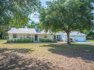 4020 McIntosh Rd, Dover, FL 33527