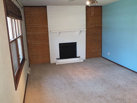 2nd image of 124 Manley Ave