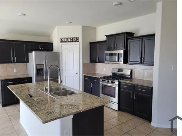 7973 Ballater Dr, Fort Worth, TX 76123