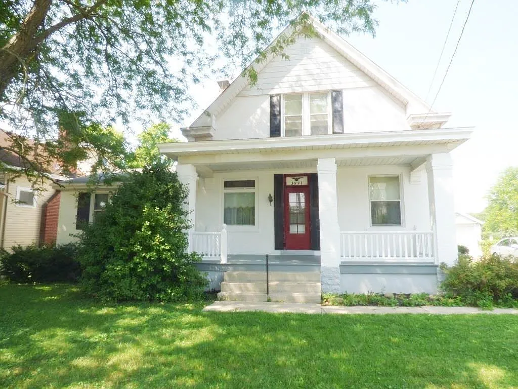3991 Trevor Ave photo 1