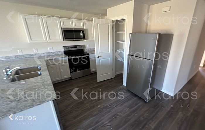 2nd image of 2401 NW 24th St