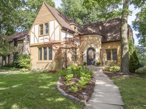 108 N 88th STREET, Wauwatosa, WI 53226