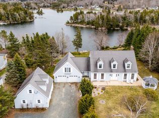 235 Boutiliers Cove Rd, Hacketts Cove, NS B3Z 3J6