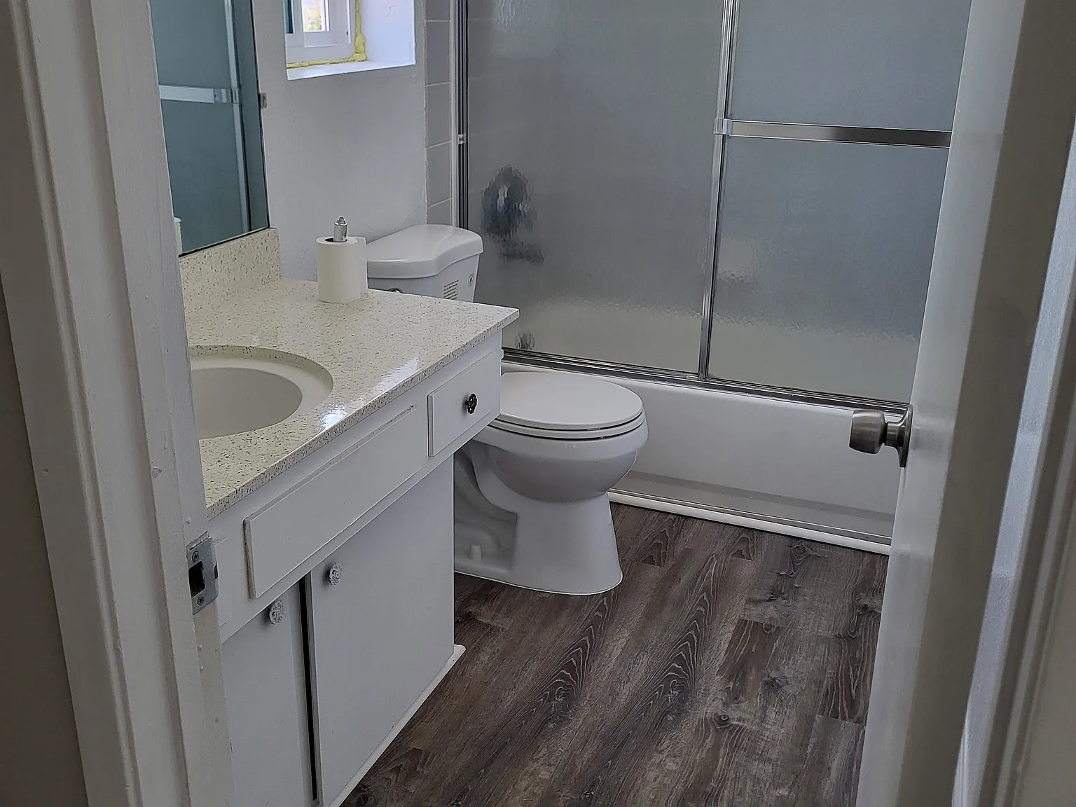 1 bed, 650 sqft, $1,850 — Photo 4