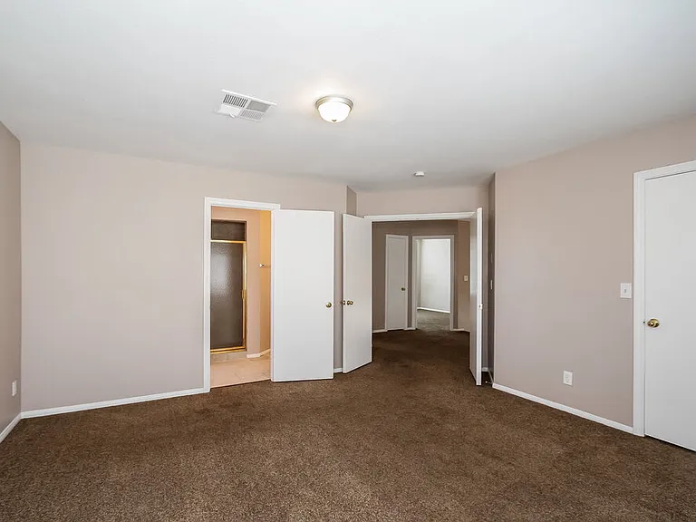 1605 Fig Palm Ct — Photo 8