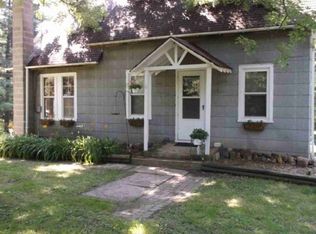 39450 N Gudrun Ave, Ingleside, IL 60041