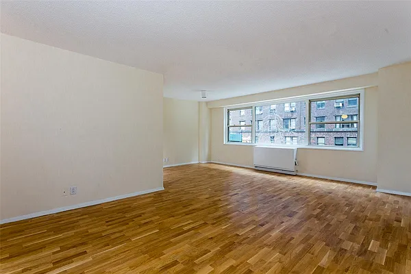 Rented by Akam Sales and Brokerage | media 11