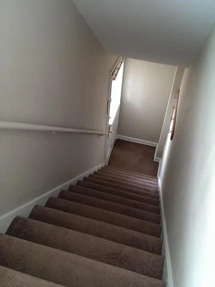 711 N College Ave #10 — Photo 13