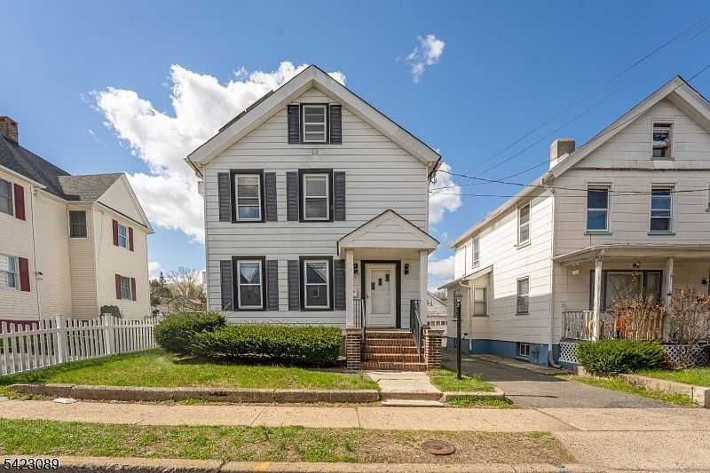 1st image of 175 Duer St
