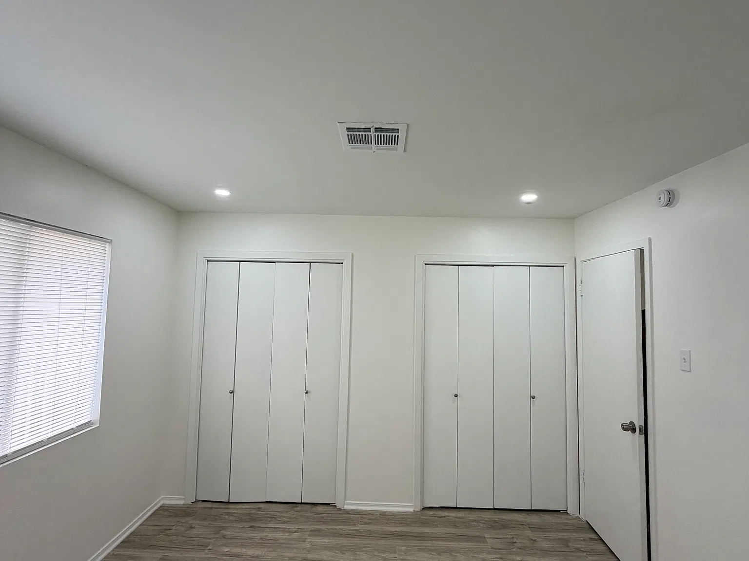2 bed, 937 sqft, $1,000 — Photo 4