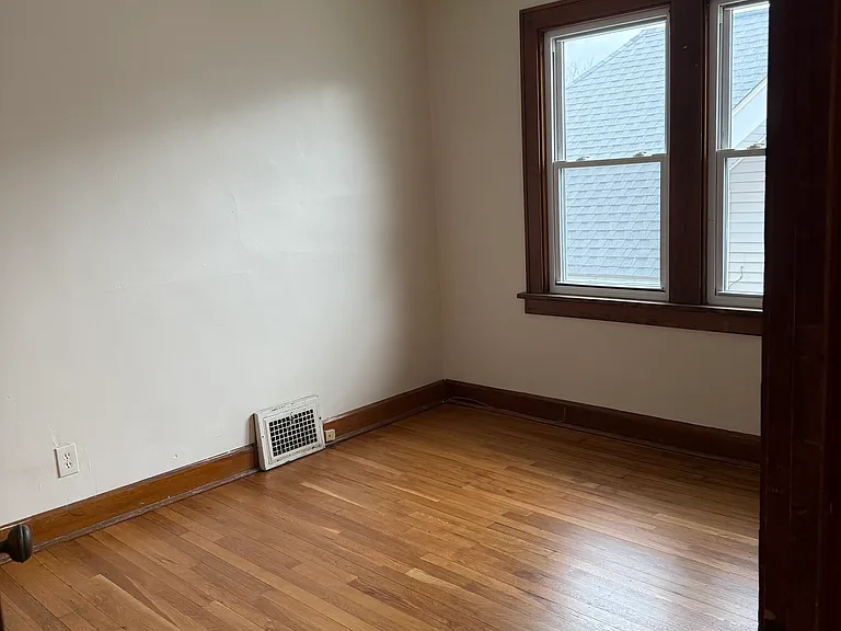 2116 Natchez Ave — Photo 8