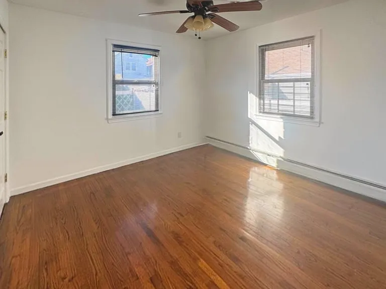 400 Hanover Ave #2 — Photo 5