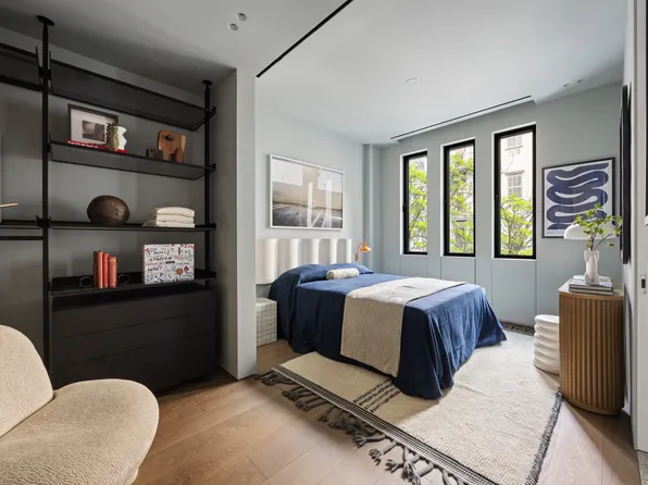 455 West 19th Street image 24 of 29